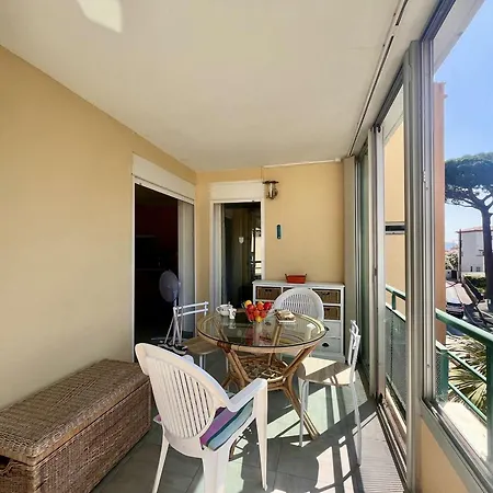 T2 A Cavalaire, Proche Pour 4 Pers, Ascenseur Inclus - Fr-1-226b-242 * Cavalaire-sur-Mer